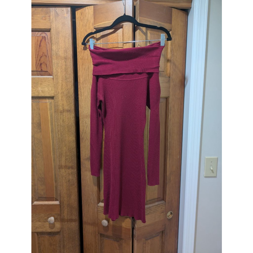 Olivaceous Sweater‎ Dress Burgandy Size S